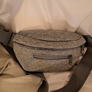 Dagne dover Ace Fanny pack